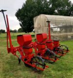 4-Row Planter Red Color - Image 3