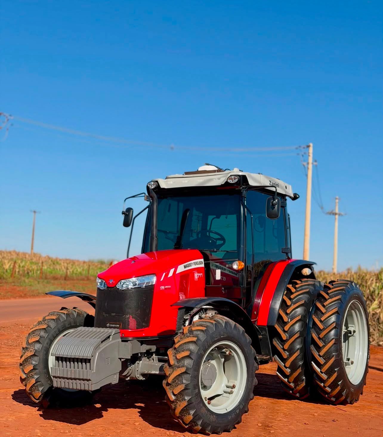massey-ferguson-6711-4wd Massey Ferguson 6711 4WD - Image 1
